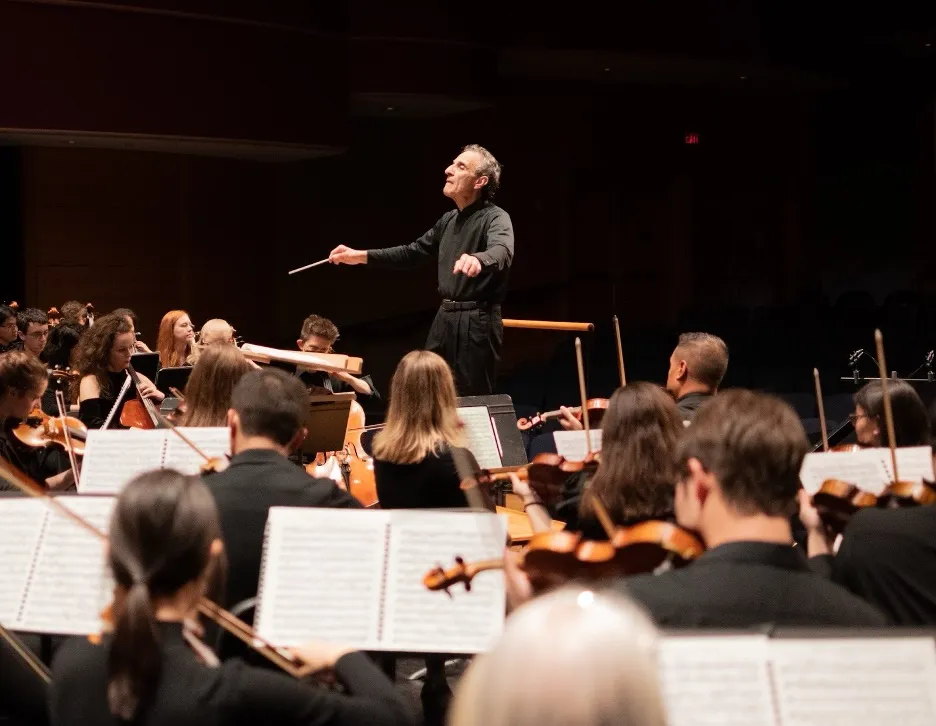 Paul Salerni conducting the Lehigh University Philharmonic in “A Time to Mourn, A Time to Dance.” 